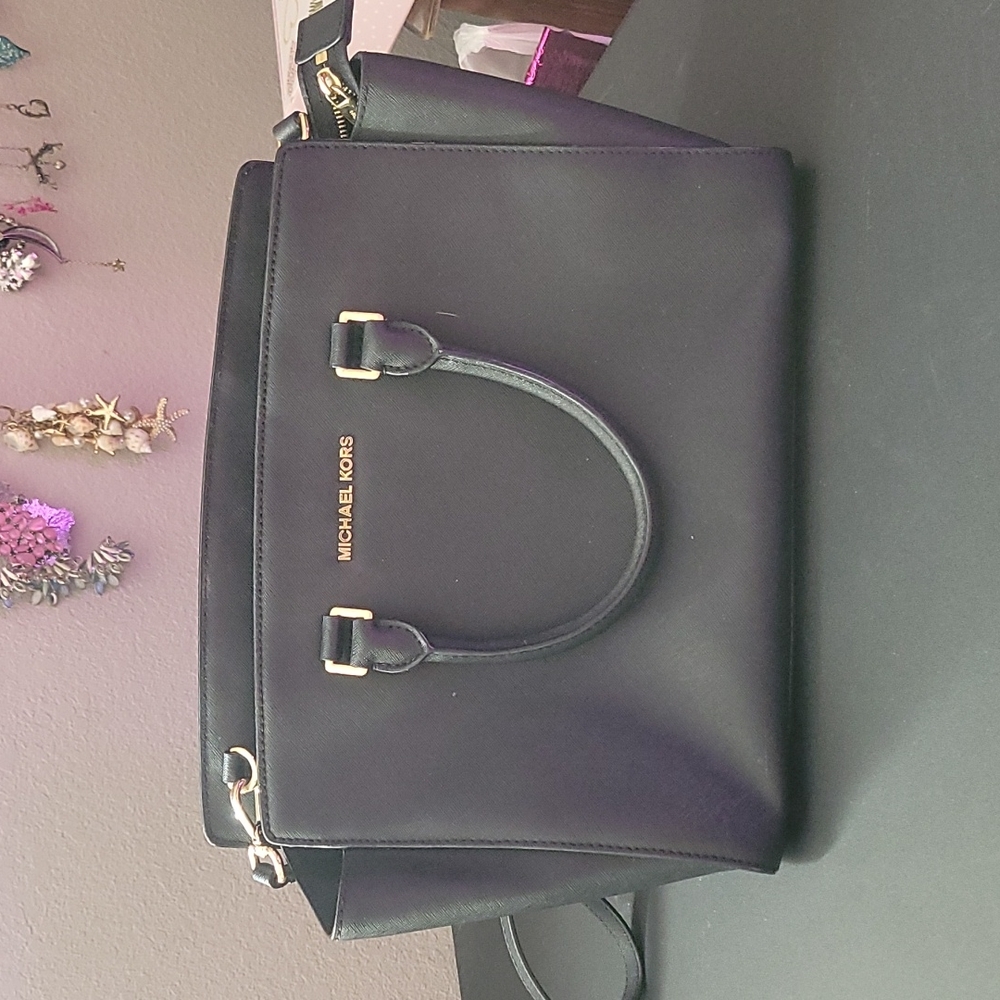 mk purse